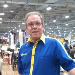 Alasan Bos Courts Buka Toko Terbesar se-Asia di Bekasi