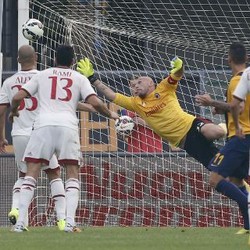 Lini Belakang Masih Jadi Pekerjaan Rumah untuk Milan
