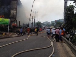 Kebakaran Toko Mebel Padam, Ruas Jalan Lebak Bulus-Ciputat Kembali Dibuka