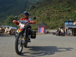 Motor Garuk Tanah Viar Tiba di Dieng