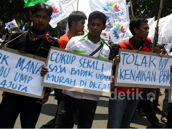 Buruh Tuntut UMP DKI Naik