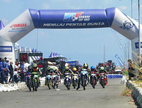 Kemeriahan YCR Seri ke-8 di Pantai Donggala