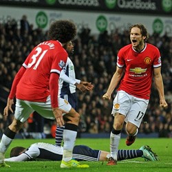 Blind Selamatkan MU dari Kekalahan di Markas WBA