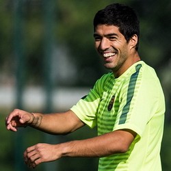 Suarez Akan Siap untuk El Clasico
