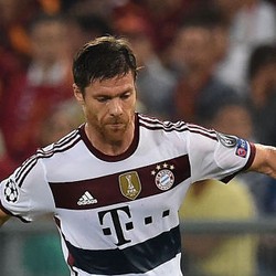 Alonso Bikin Bayern Berbeda Musim Ini