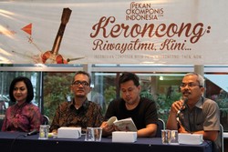Kisah Komponis Muda Gubah Puisi Rendra ke Musik Keroncong