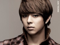 Bermasalah dengan Manajemen, Leader Grup ZE:A Pilih Vakum