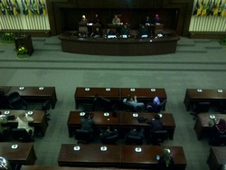 Diwarnai Walk Out, Rapat Pembentukan Alat Kelengkapan DPRD Jateng Alot