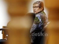 Eks Kepala Bappebti Dituntut 10 Tahun Penjara