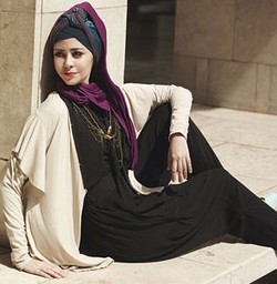 Hijabers, Ini Tips Agar Tidak Mudah Gerah Ketika Beraktivitas di Siang Hari