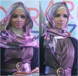 Tutorial Hijab Turki dengan Scarf Panjang Ala Selebgram Puteri Hasanah
