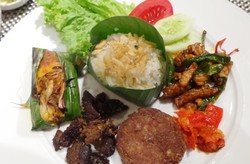 Kini Ada Pepes Mangut dan Soto Bogor yang Gurih Sedap di OPEN}