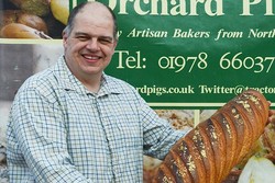 Nyam! Roti Termahal Bertabur Emas 23 Karat Ini Harganya 1,4 Juta!