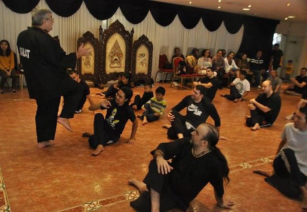 Belajar Pencak Silat di KBRI Madrid