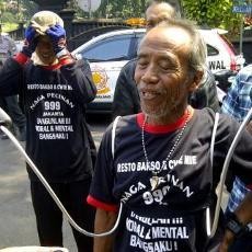 Pria Ini Jalan Mundur Malang-Jakarta untuk Bertemu Jokowi