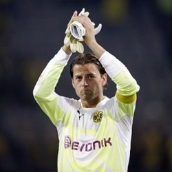 Belum Ada Pembicaraan Soal Kontrak Baru, Weidenfeller Tetap Kalem