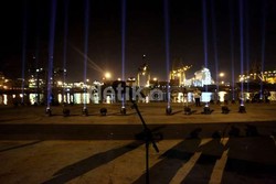 Pelindo Bongkar Panggung Besar Berlampu Konser di Dermaga 303