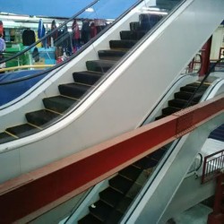 Eskalator Blok G Tanah Abang Sudah Jadi Sebulan Lalu, Tapi Belum Berfungsi