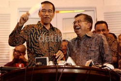 Jokowi Harus Dengar Suara Rakyat dan Lepas dari Tekanan Parpol