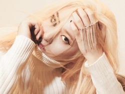 Pingsan di Konser SMTOWN, Bagaimana Kondisi Krystal f(x)?