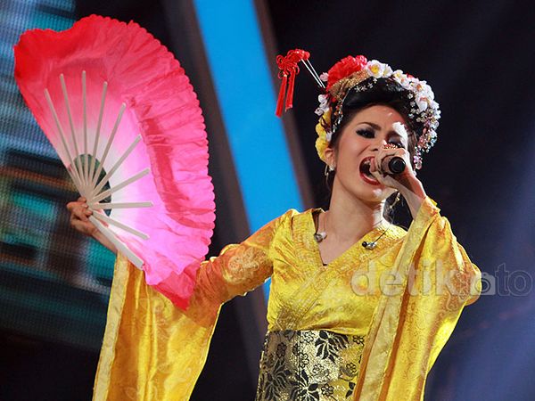 Ketika Momo Jadi Geisha