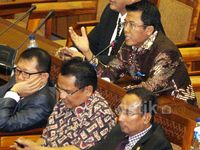 Berebut Pimpinan Komisi DPR