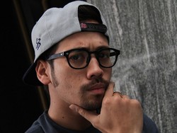 Tarra Budiman Tak Batal Nikah, Hanya Tertunda Saja