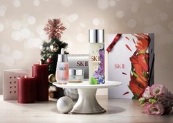 SK-II Rilis FTE Edisi Terbatas dengan Desain Bunga Akhir Tahun Ini