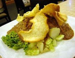 Gado-gado Segar Bersaus Kacang Gurih Pedas untuk Sarapan Sehat