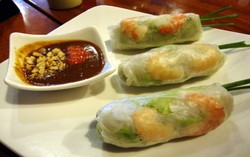 Rempah Daun yang Segar Wangi Ini Membuat Hidangan Vietnam Lezat Eksotik