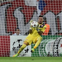 Prediksi Jitu Roberto dan Ketangguhannya di Bawah Mistar Olympiakos