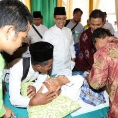 Khitanan Massal Anak Yatim Jelang Banyuwangi Festival 2014