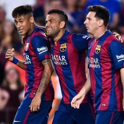Alves: Para Pemain Barca Hidup untuk El Clasico