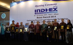 Siapa Saja Penerima Halal Award di INDHEX 2014?