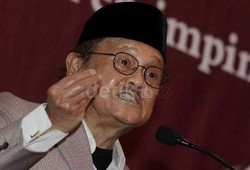 Mantan Presiden BJ Habibie Dirawat di Paviliun Kartika RSPAD