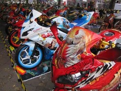 Komunitas Ini Siap Jadi Tukang Airbrush Motor Atau Mobil Anda