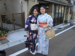 Sst... Wanita Jepang Lebih Suka Dibilang Imut Daripada Cantik