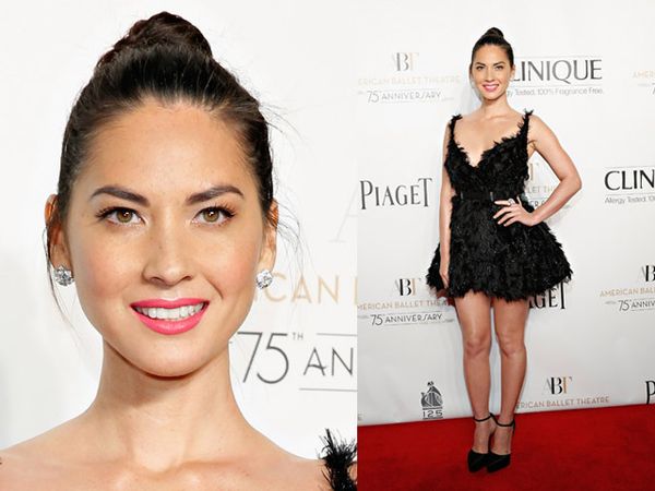 Olivia Munn Cantik Dibalut Dress ala Black Swan