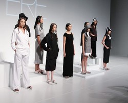 Tri Handoko dan Koleksi Busana Edgy Ala New Yorker