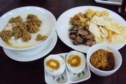 Aneka Bubur 786: Sluurp! Hangat Lembut Berempah Lamb Qorma dan Bubur Khima Khas Pakistan