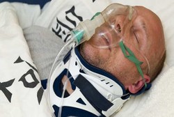 Pria Ini Pura-pura Koma Agar Tak Diadili dan Dihukum Bui