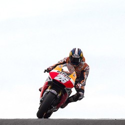 Pedrosa Tercepat di Latihan Bebas Perdana