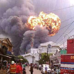 Api yang Melalap Pabrik Minyak Sawit di Bekasi Diduga dari Las yang Bocor