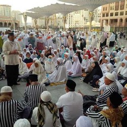 Kuliah Subuh Menjaga Kemabruran di Sudut Masjid Nabawi
