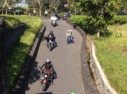 Brum! Puluhan Rombongan Harley Davidson Hadiri Resepsi Raffi-Nagita di Bali