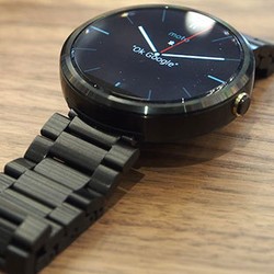 Google: Android Wear Bakal Dukung iOS