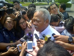 Seragam Putih Untuk Para Menteri Jokowi