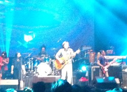 Nostalgia Sambil Nyanyi Bareng Ari Lasso di Hari Terakhir Soundsfair 2014