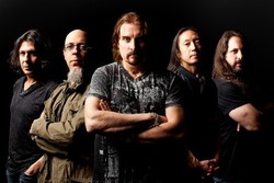 Dream Theater Akan Mainkan Lagu Keramat Space-Dye Vest Nanti Malam