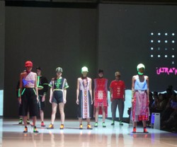 6 Desainer Muda Kemas Kain Tradisional Jadi Lebih Edgy